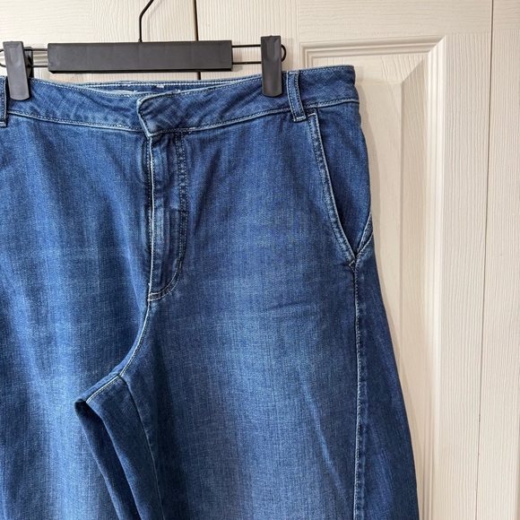 Pilcro Full Curve High-Rise Wide-Leg Jeans Women’s Size 30 - Picture 7 of 12